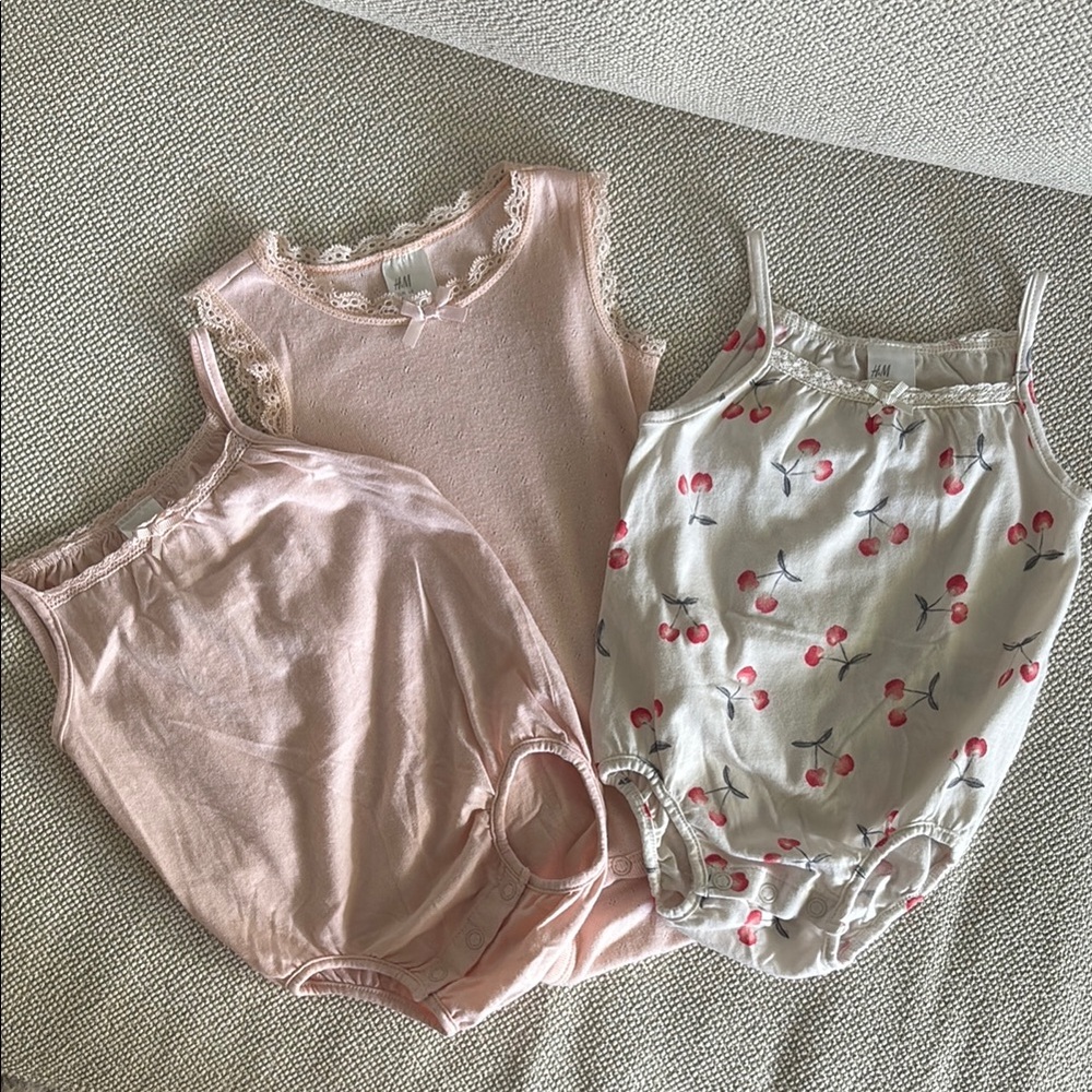 H&M Baby Bodysuits in Soft Pink Set of 3